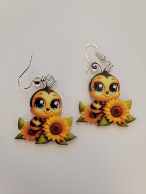 Cute Bee & Sunflower Dangle Earrings - Yellow Orange
